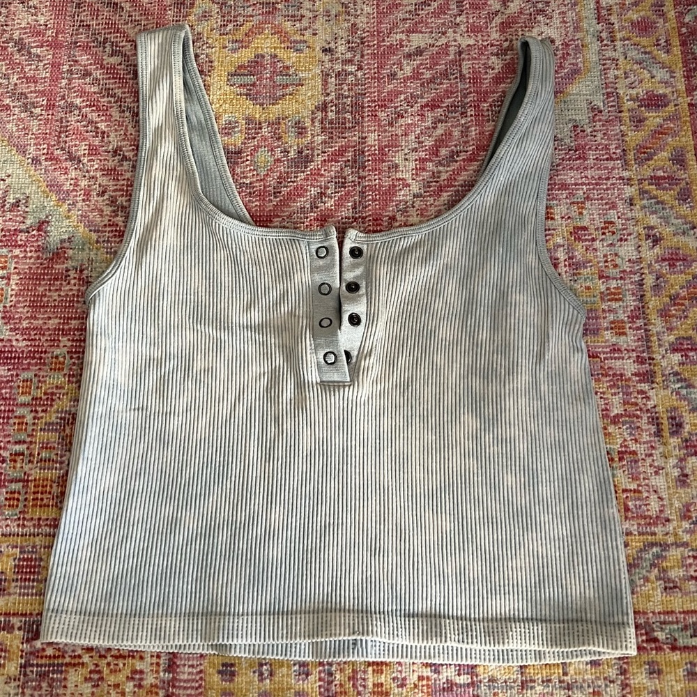 Cropped ribbed thermal tank